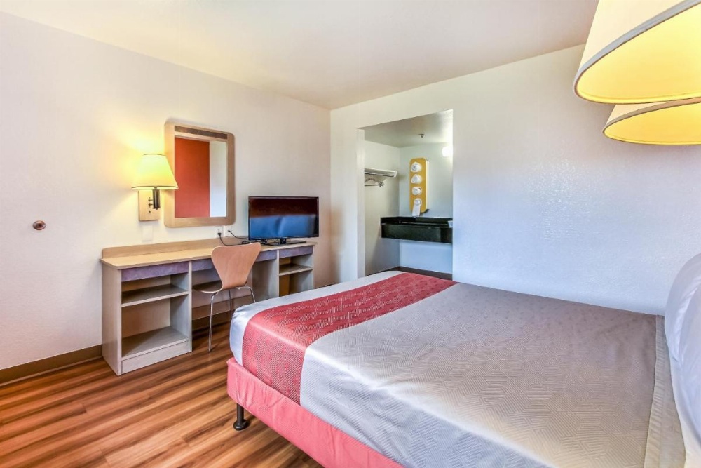 Motel 6-Salinas, CA - North Monterey Area Image 24