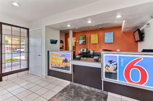 Motel 6-Salinas, CA - North Monterey Area image 8